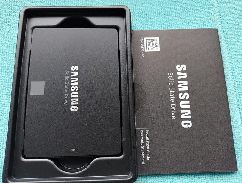 Samsung 870 EVO 2.5インチ SATA 1TB SSD未使用　訳あり特価