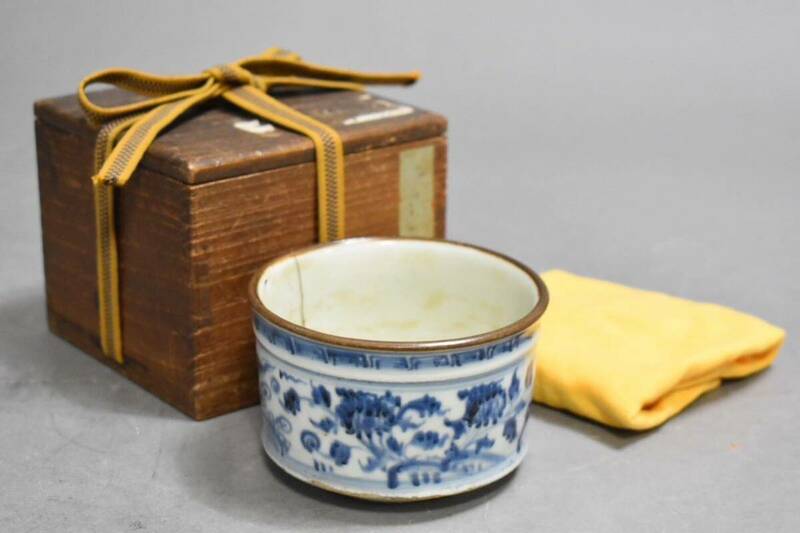 【英】A1175 時代 元未分銅手茶碗 中国美術 朝鮮 日本 染付 青花 骨董品 美術品 古美術 時代品 古玩