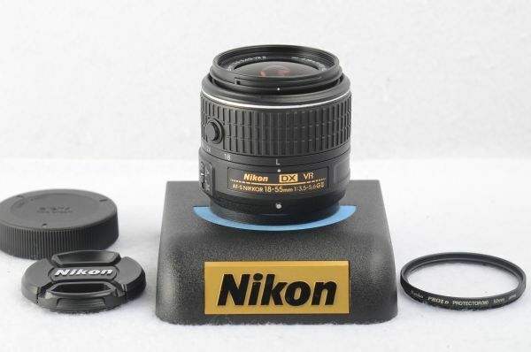 ニコン Nikon AF-S DX NIKKOR 18-55mm f3.5-5.6G VR II 【おまけ付き】　#605-003-0509