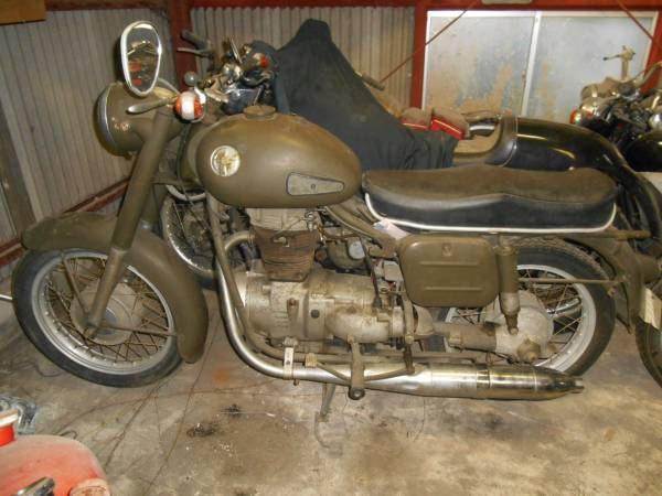 スイス軍用　ＯＨＶ単気筒シャフトドライブ　コンドルＡ250　書無し　中古　総製造台数546台　残りは100台ぐらいと思います