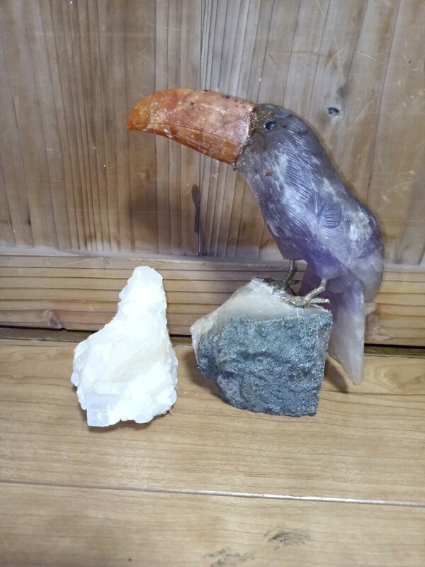 天然石紫水晶の類　鳥オブジェ17ｘ13ｃｍ程