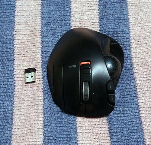 トラックボール　エレコム　ELECOM　 M-XT2DRBK　5ボタン　ワイヤレス　USB　無線　動作確認済
