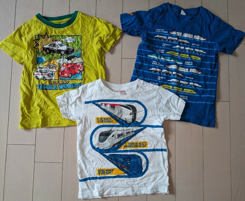 USED★ユニクロ　トミカ　プラレール　半袖Ｔシャツ　3枚セット 110cm★ワンシーズン着用　車　電車　男の子　福袋