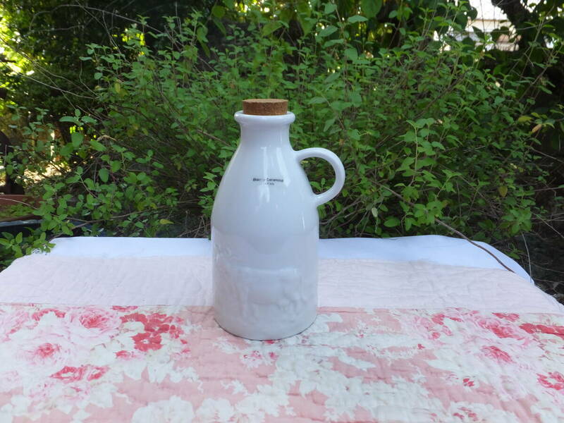 Bianca Ceramica ミルク入れ　ミルクボトル　日本製 オフホワイト 