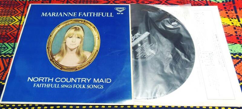 ♪　マリアンヌ・フェイスフル/妖精の歌～フォーク・ソングを歌う　LP盤　SLH-66　MARIANNE FAITHFULL　中村とうよう