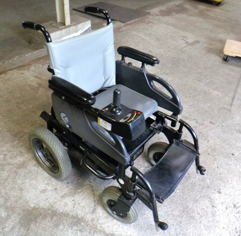 Y2690 今仙技術研究所 電動車椅子 EMC-230 ジャンク 直接受け渡しのみ 東京町田市