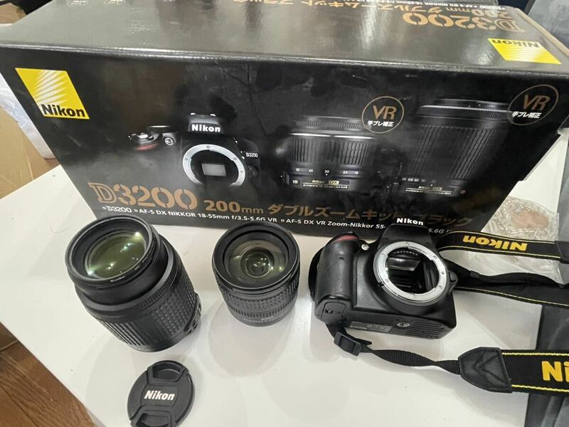 ★Nikon D3200 200m ダブルズームキット ブラック AF-S DX NIKKOR 18-55mm, DX VR Zoom-Nikkor 55-200mm デジタル一眼レフカメラ ニコン