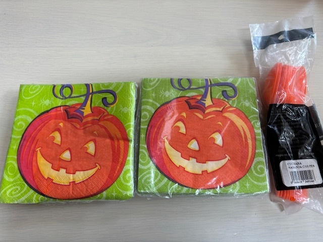 ハロウィン　ペーパーナプキン　ナフキン　紙　かぼちゃ　おばけ　プラスチック　スプーン　パーティー　オレンジ　海外製