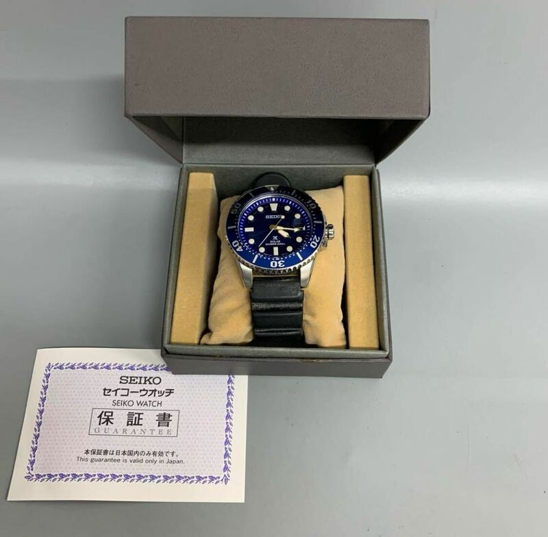 美品 SEIKO セイコー クォーツ腕時計 アナログ ラバー V157-0BT0