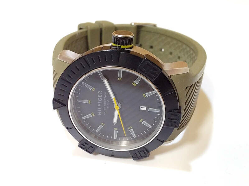 【 稼働中 】 HILFIGER TH.133.1.29.1006 Quartz Watch with Date トミーヒルフィガー クオーツ 腕時計