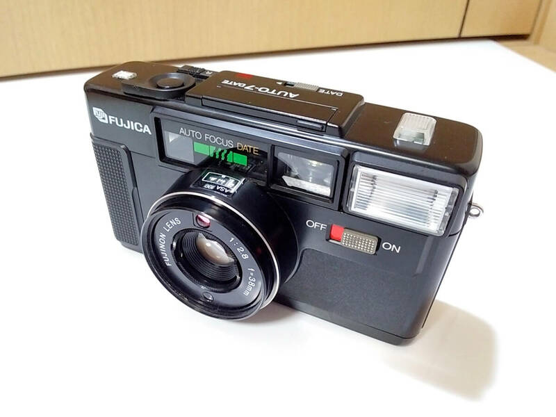 【 動作品 】 FUJIFILM FUJICA AUTO-7 DATE 35mm Film Autofocus Compact Camera 富士フイルム フジカ フィルムカメラ