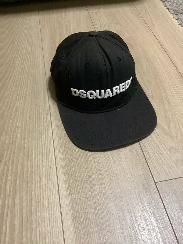 ディースクエアード　DSQUARED2 キャップ　帽子　子供　女性用　調整可　黒　夏　新宿伊勢丹購入