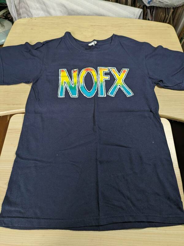 【服飾】 ビンテージ レア Tシャツ バンド 当時物? NOFX ノーエフエックス Gem anvil 紺 S 半袖