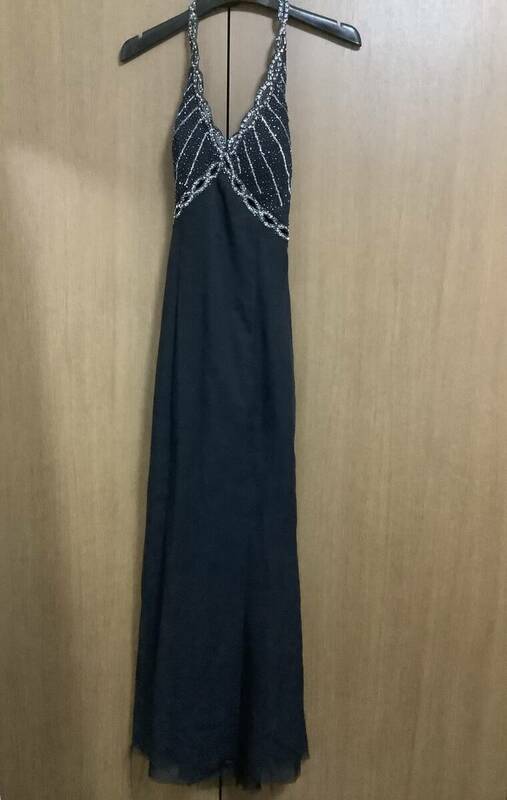 ホルダーネック　ロングドレス　黒　Sサイズ