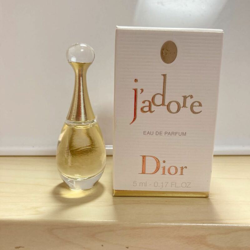 ディオール ジャドール 香水 5ml ジャドール　jadore Christian Dior EDP オードパルファム クリスチャンディオール レディース