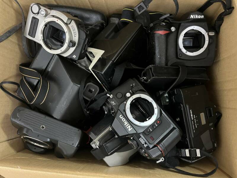 フィルムカメラ大量セット カメラ ボディ レンズ その他アクセサリーなどまとめ ジャンク D105