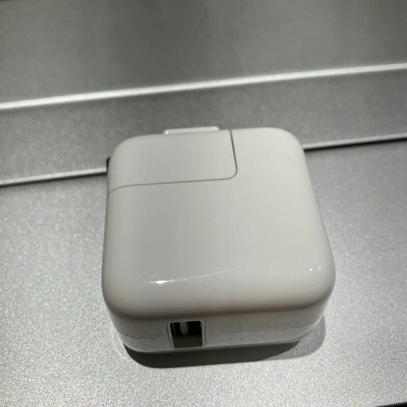 Apple USB 10W Model A1357