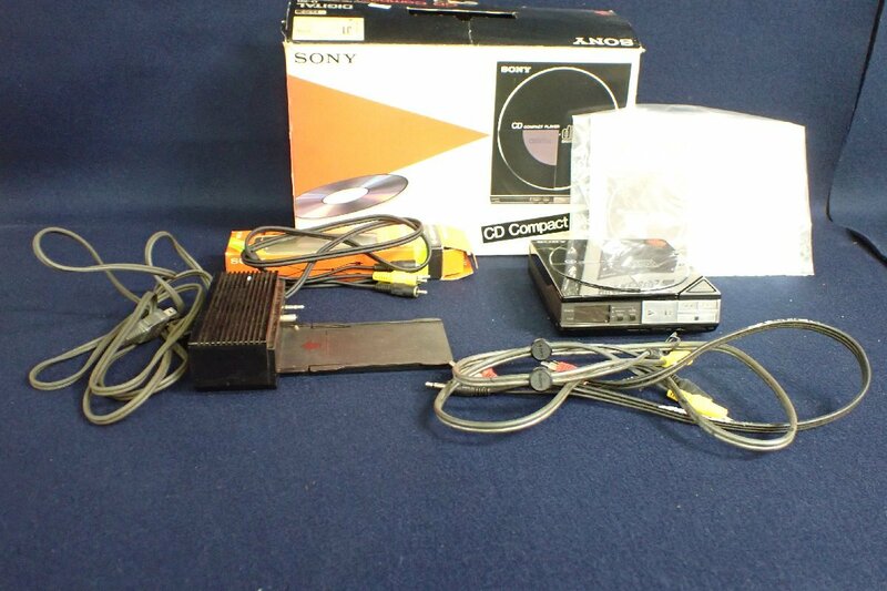 ★051318 ソニー SONY D-50 CD COMPACT PLAYER コンパクトディスクプレイヤー 箱付 ジャンク品★