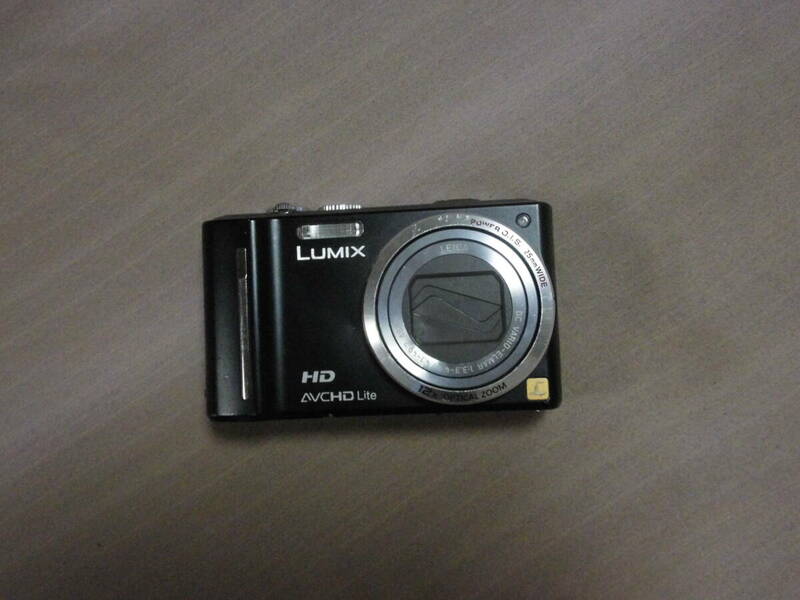 Panasonic 　LUMIX DMC-TZ10　デジタルカメラ　難あり
