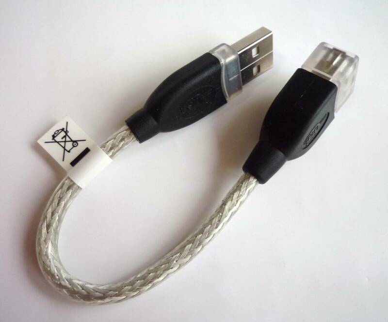 美品 バッファロー BUFFALO USBケーブル USB2.0 ショートタイプ 18㎝ USB Type-A オス-メス A-A オスーメス 透明 無線子機付属品　