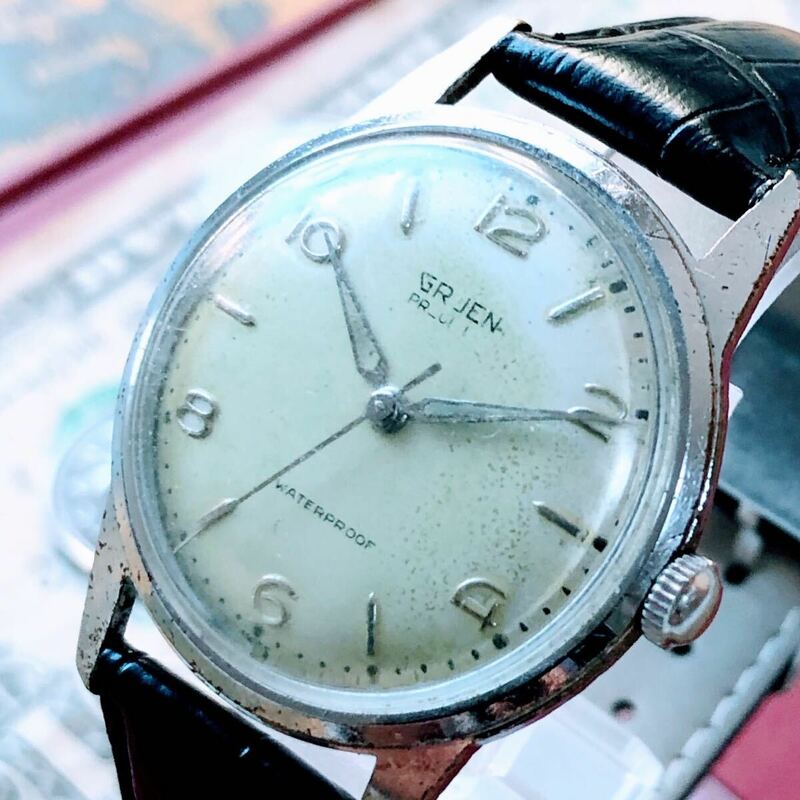 #3028【渋くてお洒落】メンズ 腕時計 グリュエン 動作品 17石 アンティーク ヴィンテージ 手巻き 機械式 GRUEN 銀色 ステンレス 3針 SWISS