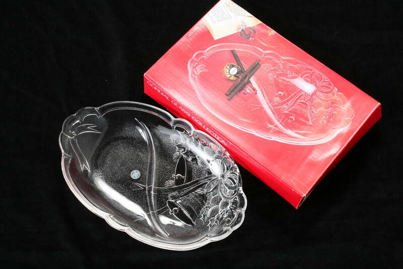 HOYA ハッピーベル 仕切付楕円皿・1 FBD1970 ガラス製 器 プレート ベル クリスマス