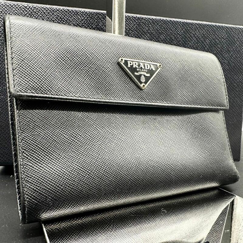 PRADA プラダ 三つ折り財布 ブラック 三角ロゴ サフィアーノ ユニセックス メンズ レディース レザー 本革 フラップ