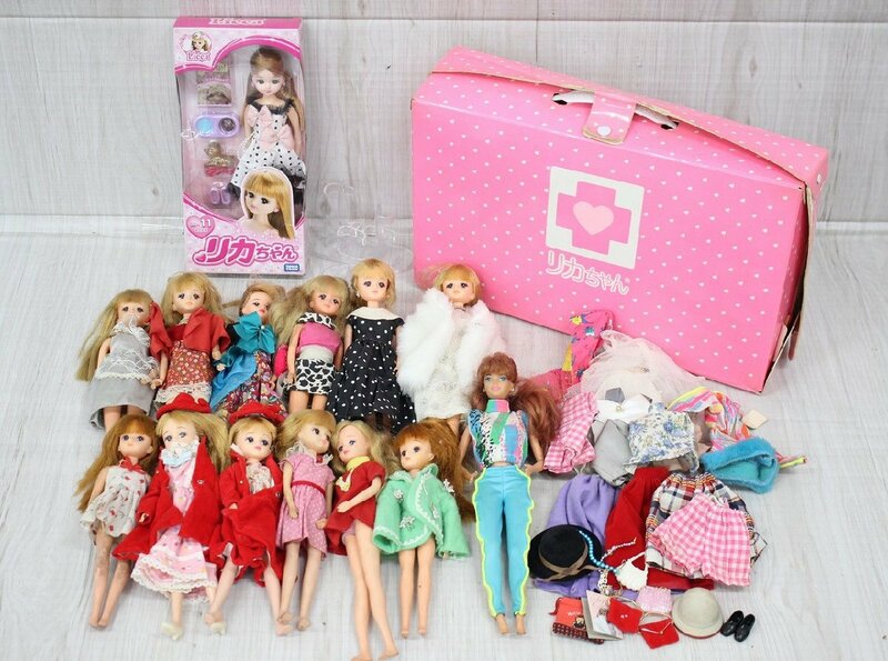 【行董】Barbie バービー 1966 1985 リカちゃん 人形 洋服 小物 おせわ病院 着せ替え人形 おもちゃ ホビー マテル社 タカラ AA000BOM48