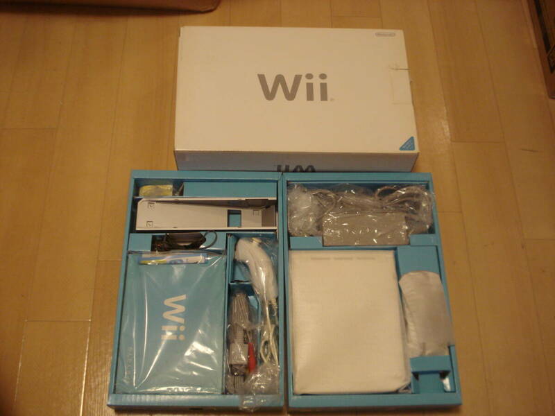X★任天堂 Wii 本体 RVL-001 セット一式 付属品完備 ★送料安！