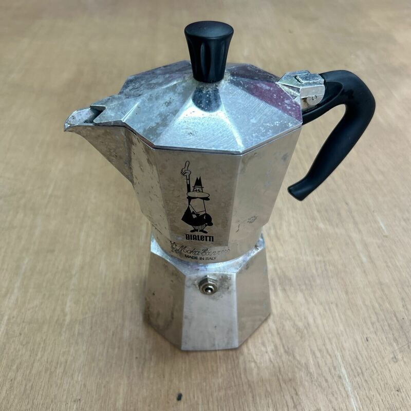 中古　マキネッタ◆BIALETTI　ビアレッティ モカエキスプレス 高さ　約21cm　約18x11㎝