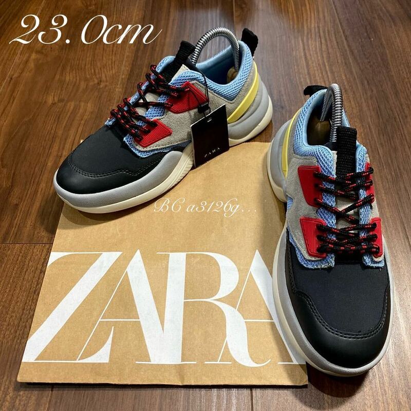 新品 ZARA TRF 異素材コンビスニーカー 23.0cm 35 レディース ザラ トラファ スニーカー シューズ ローカット 厚底 脚長 細見え 定価7990円