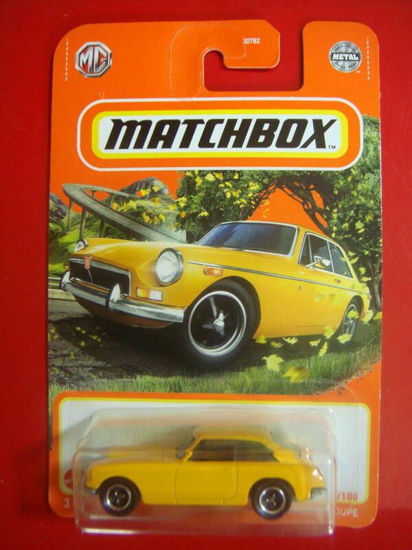 MATCHBOX　1971　MGB　GT　クーペ　黄色【レアミニカー】