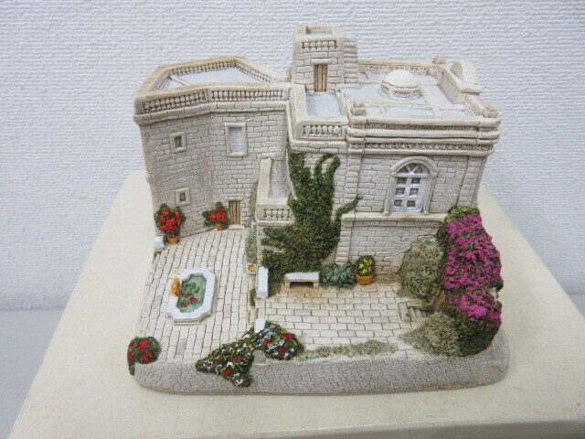 マルタ島　伝統的な家の模型　置物　お土産　現地品　HERITAGE HOMES of MALTA　#60151