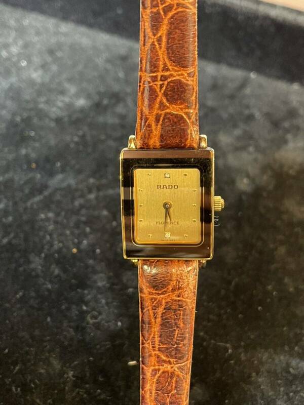  A5127/【中古品】RADO 腕時計 クォーツ フローレンス　クオーツ 稼働品 時計 ファッション　時計　2針　レザーベルト　ゴールド文字盤