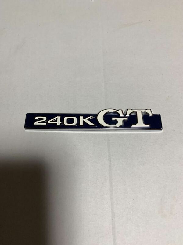 KGC210 GC210 DATSUN 240K GT トランクエンブレム 未使用品 スカイラインジャパン 送料込