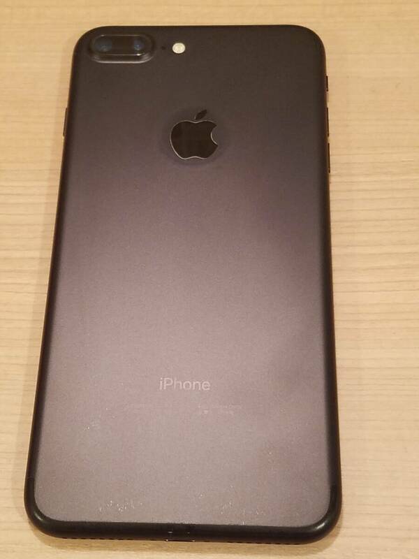 ★【SIMフリー】Apple iPhone7Plus 128GB 黒 ソフトバンク○ バッテリー97% アクティベーションロックなし ★