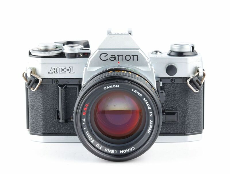 07119cmrk Canon AE-1 + FD 50mm F1.4 S.S.C. MF一眼レフ フイルムカメラ 標準レンズ