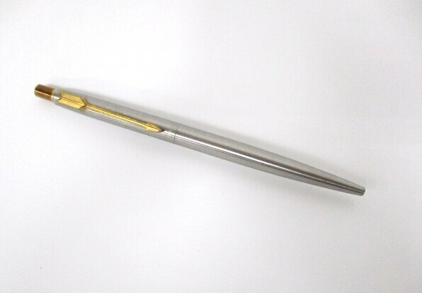 【5-79】PARKER パーカー　ノック式 ボールペン 回転式　文房具 筆記用具 シルバーカラー ゴールドカラー 