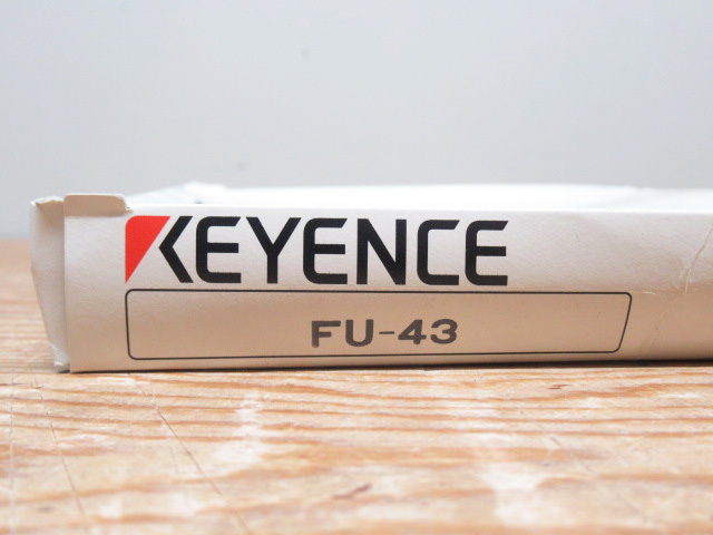 未使用品 KEYENCE キーエンス FU-43 ファイバセンサ 管理6Y0514O-YP