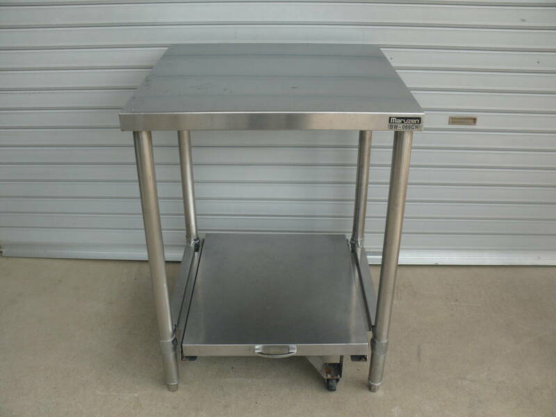 訳あり マルゼン ステンレス作業台 ドーリー付き炊飯台 BW-066CN（幅60cm/奥行60cm/高さ80cm）ドーリーのキャスター部が１つありません。