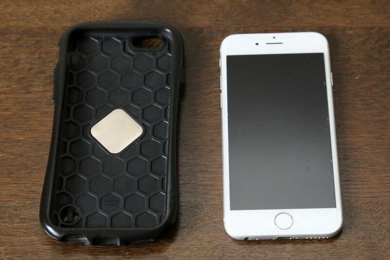 【難あり】Apple iPhone 6（64GB・ドコモ・シルバー）＋ iFaceケース（グリーン）　※バッテリー100％