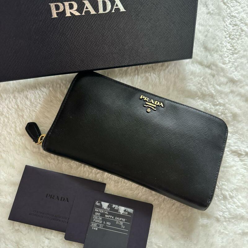 【美品】205 PRADA プラダ ラウンドファスナー 長財布