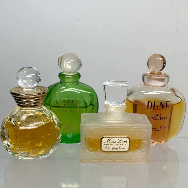 Christian Dior　クリスチャン ディオール　ミニ香水　香水　ミニボトル　4個セット　ディオール　Dior　