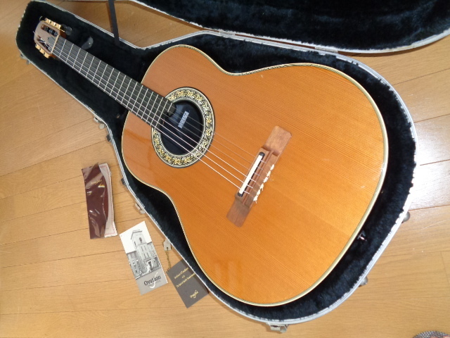 ★Ovation オベーション 1763-4　Classic　MADE IN USA エレガットギター　ハードケース付き　動作品★