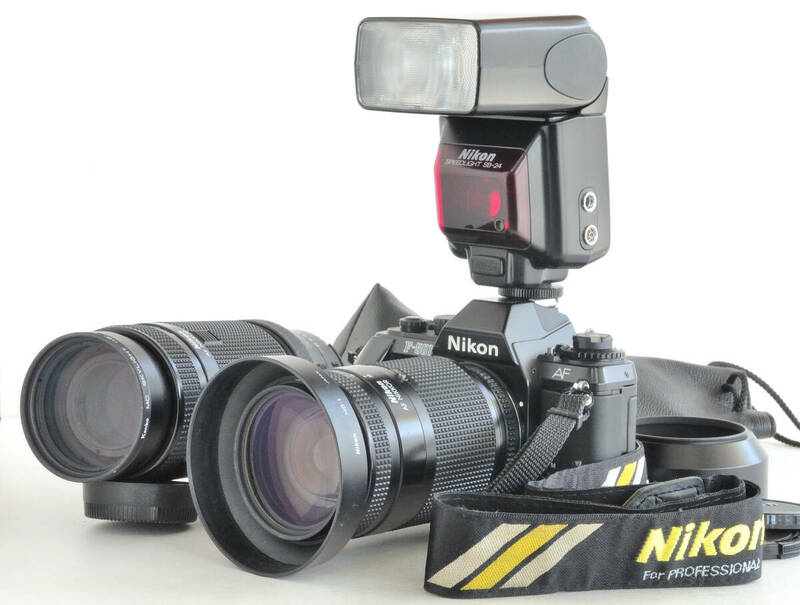 撮ってみました Nikon F501・レンズAF35-135・AF75-300とSB-24ストロボ付きセット（中古品）