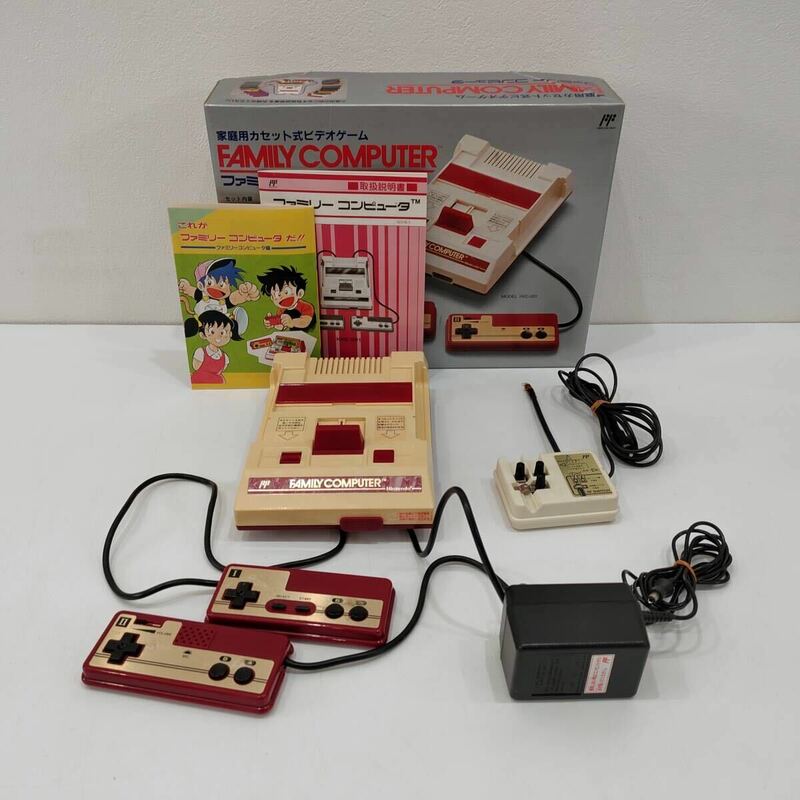 ●任天堂 ファミリーコンピュータ 家庭用カセット式ビデオゲーム Nintendo 元箱付き 昭和レトロ ファミコン FAMIRY COMPTER M1594