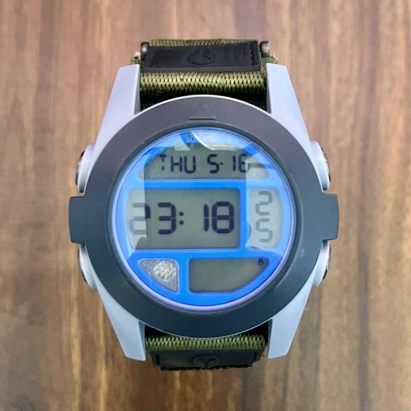 ★NIXON ニクソン 腕時計 A489 1376 ユニセックス BAJA バハ（大変きれい）