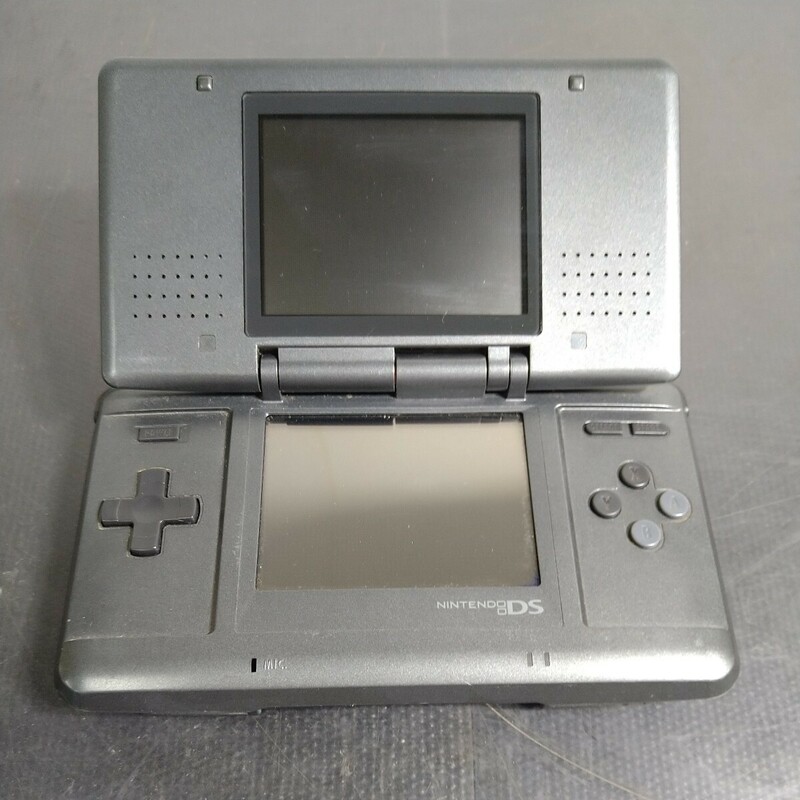 QS024.型番:NTR-001(JPN).0501. Nintendo DS. 任天堂. ニンテンドー. ニンテンドーDS.本体のみ.ジャンク