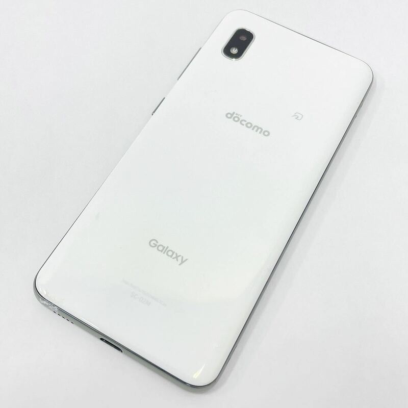 動作品 docomo ドコモ Galaxy ギャラクシー SC-02M 白 ホワイト スマートフォン 05-0410〇