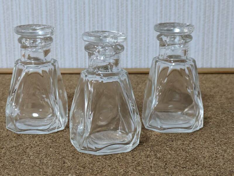 醤油差し 昭和レトロ ガラス 和ガラス 気泡ガラス アンティーク 当時物 香水瓶 蓋付 かわいい 当時物 発送60サイズ